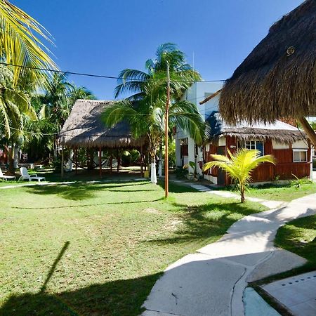 Golden Paradise Hostel Ilha Holbox Exterior foto