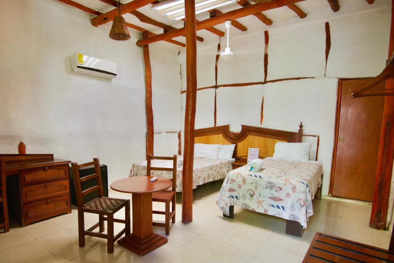 Golden Paradise Hostel Ilha Holbox Exterior foto