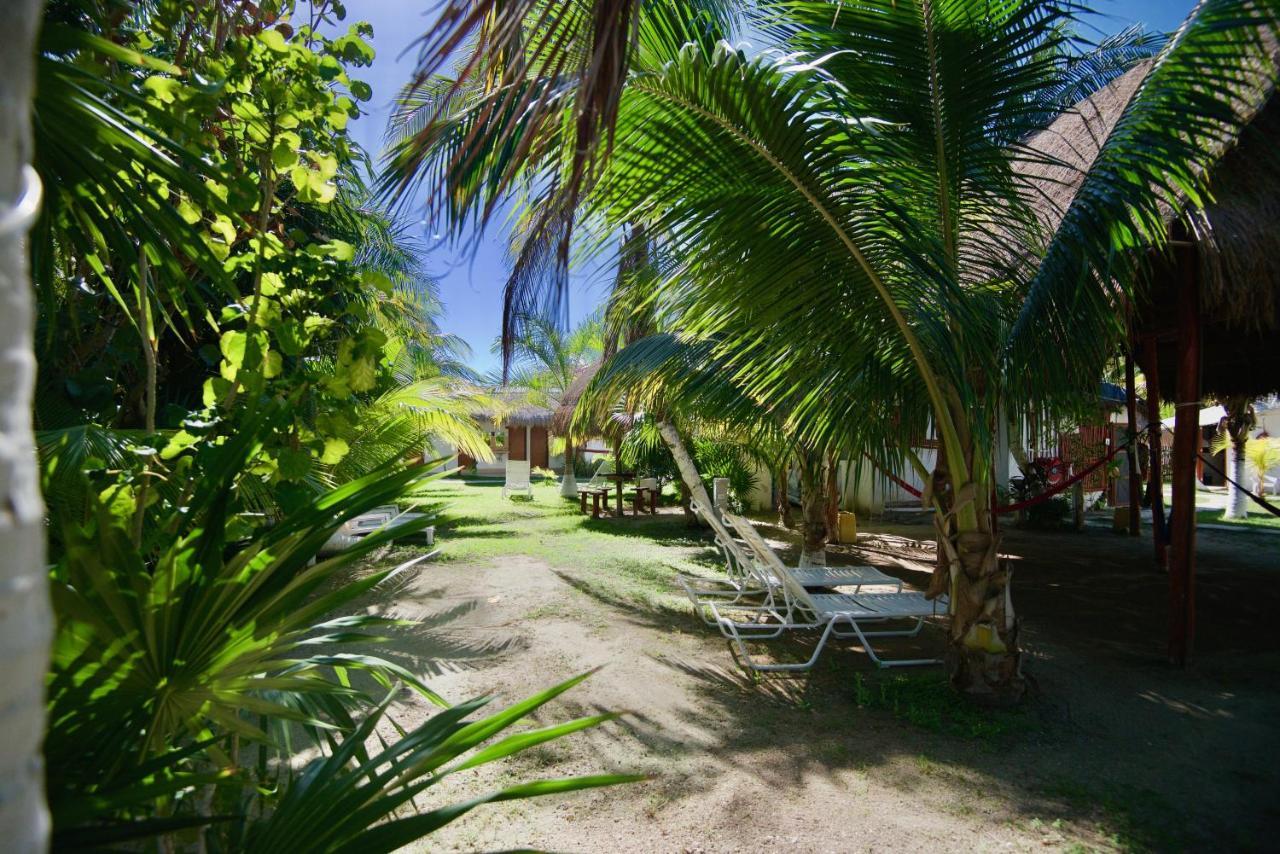Golden Paradise Hostel Ilha Holbox Exterior foto