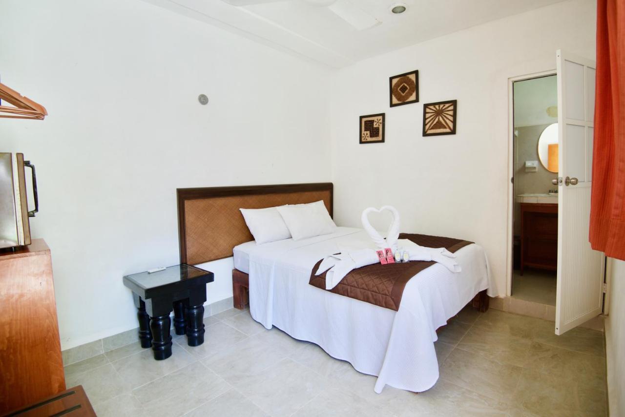 Golden Paradise Hostel Ilha Holbox Exterior foto
